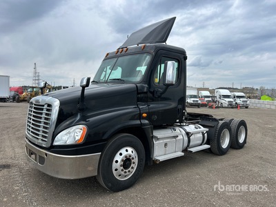 2020 Freightliner Cascadia 125 6x4 T/A Day Cab Truck Tractor