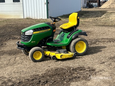 John Deere D170 جزازة العشب