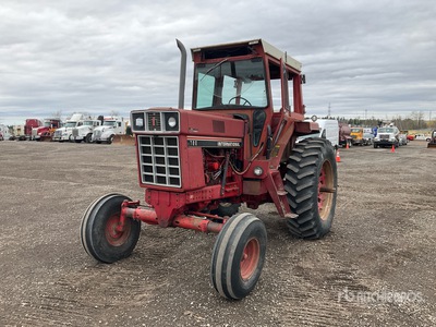 1981 International Harvester 786 2WD Tractor