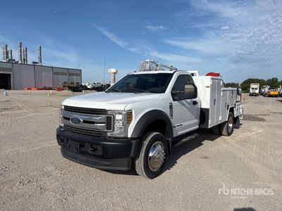 2019 Ford F-550 4x2 شاحنة خدمة