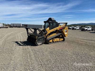 2020 Cat 299D3XE Land Management w/ CAT HM315C Mulcher Compact Track Loader