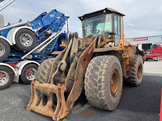 2015 Volvo L120F Wheel Loader (Inoperable) 2015 Volvo L120F Wheel Loader (Inoperable)