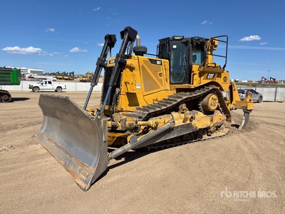 2011 Cat D8T جرافة مجنزرة