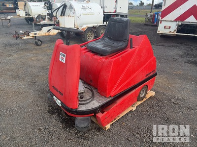 TwinTop TT1100E Ride-On Floor Sweeper (Inoperable)