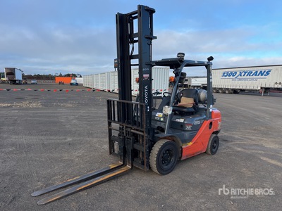 2020 Toyota 328FG25 Forklift