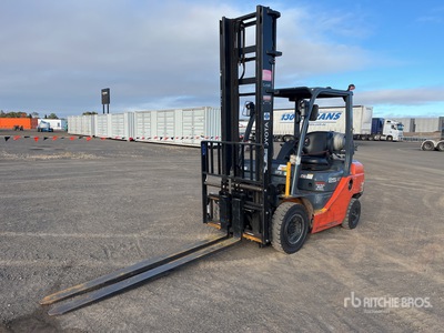 2021 Toyota 328FG25 Forklift