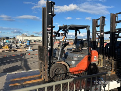 2017 Toyota 328FG25 Forklift
