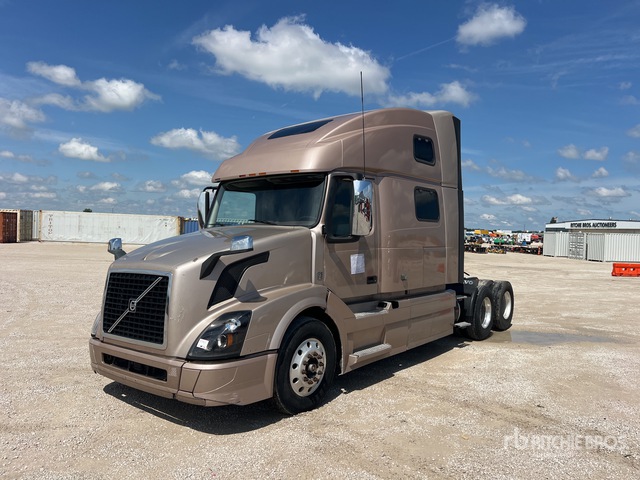 2017 Volvo VNL 6x4 T/A Sleeper Truck Tractor