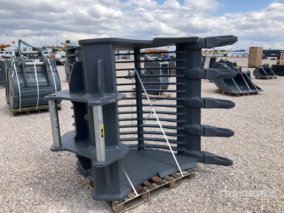 Strickland 60 in Shaker Excavator Bucket - Fits S70