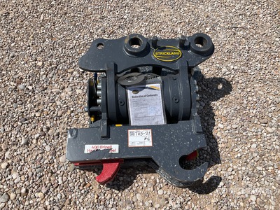 Strickland Hydraulic Quick Coupler - Fits Kubota KX080