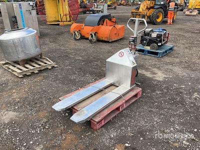Schneider Leichtbau SH 1000 1000 kg Electric C/W Charger Pallet Jack