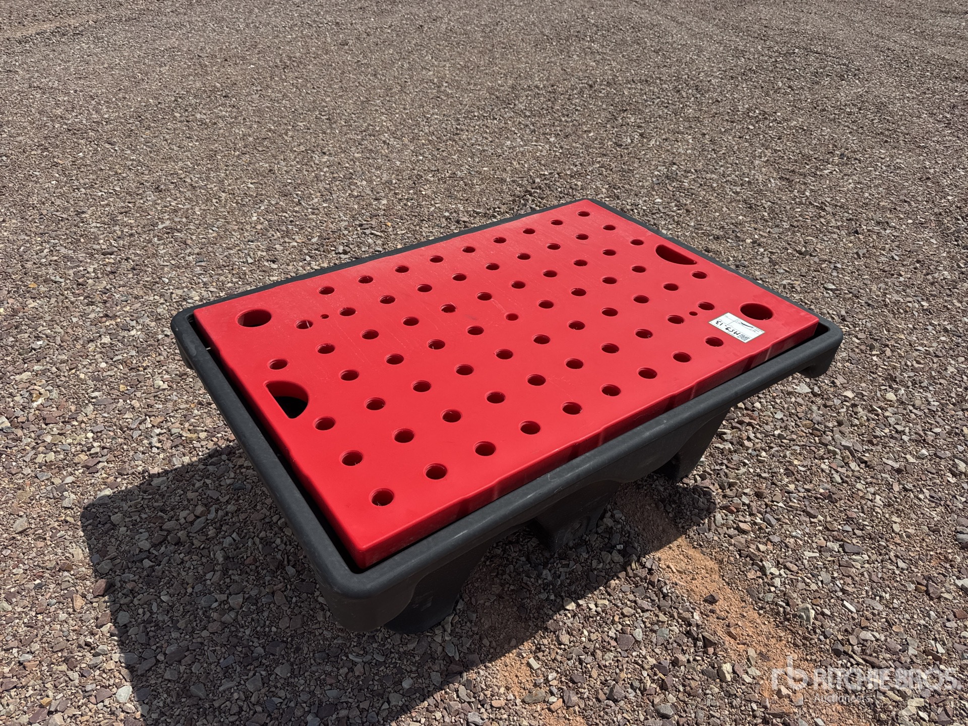 Emiliana Serbatoi Poly Stump Pallet Skid mounted Tank (Unused)