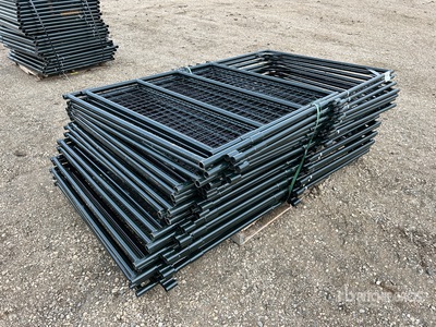 Quantity of (24) 2026 BYT MDGTE04 4 ft x 6 ft 10 in Mesh Cancello per recinto bestiame (Unused)
