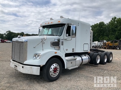 2019 Freightliner 122SD 8x4 Heavy Haul Tri/A Slaapcabine Tractor