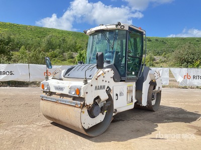 2015 Hamm HD + 80i Compacteur double bille