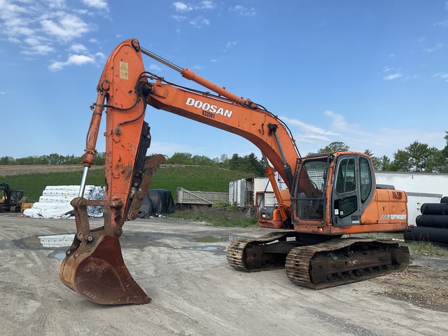2007 Doosan DX180LC Tracked Excavator
