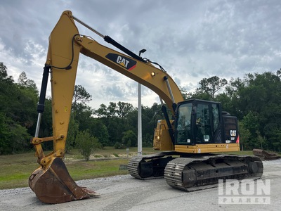 2017 Cat 33FLCR حفارة بجنزير