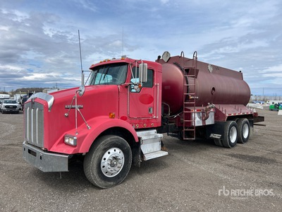 2002 Kenworth T800 14900 L 6x4 Water Truck