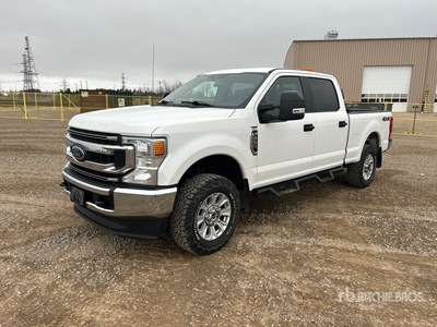 2020 Ford F-250 XLT 4x4 Crew Cab Pickup