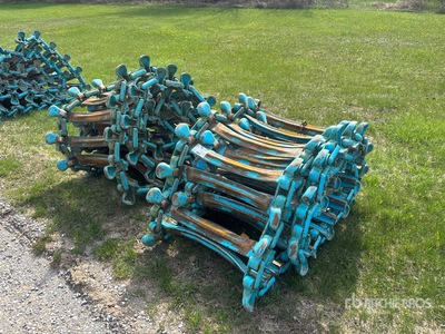 Quantity of (2) Tracks