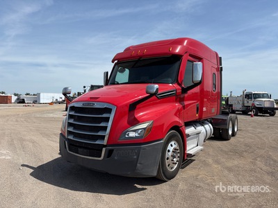 2020 Freightliner Cascadia 126 6x4 T/A Sleeper Truck Tractor