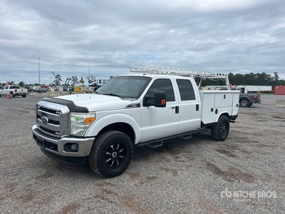 2011 Ford F-350 XLT 4x4 Crew Cab Utility Truck
