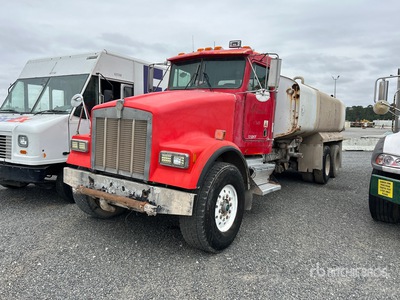 1995 Kenworth W900 5000 gal 6x4 Water Truck (Inoperable)