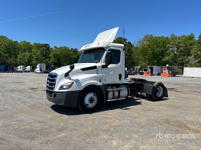 2019 Freightliner Cascadia 126 4x2 Cabeza Tractora Cabina Corta