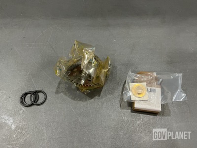 (2) Gear Spurs, (91) Flat Washers, (9) Sleeve Bearings & Assorted Items