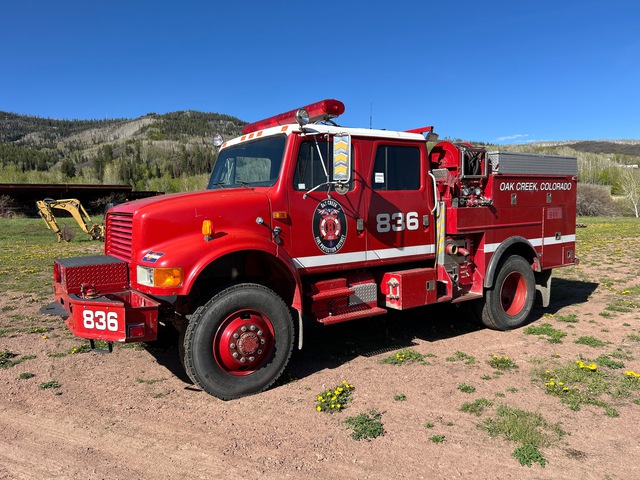 1992 International 4800 4x4 Crew Cab Fire Truck