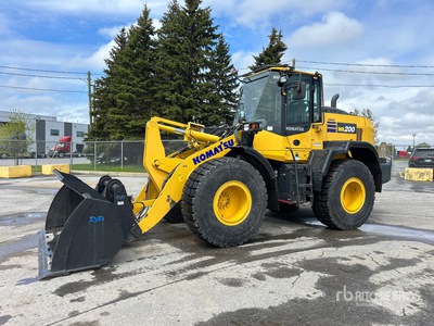 2023 Komatsu WA200-8 Wheel Loader