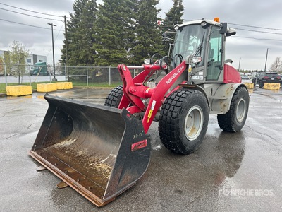 2022 Takeuchi TW95C2HS Pala cargadora