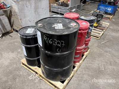 Quantity of Miscellaneous Fluids Parti varie (Unused)
