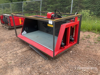 2026 Raytree RMVB78F 70 in Skid Steer Screening Bucket (Unused)