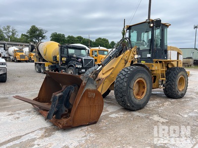 2005 Cat 930G جرافة