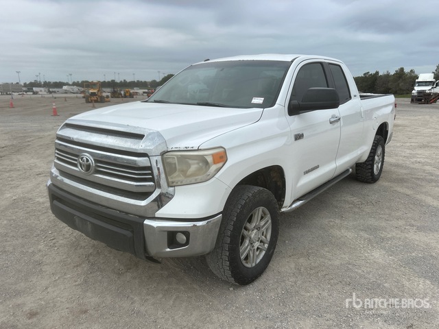 2017 Toyota Tundra SR5 4x4 Extended Cab Pickup