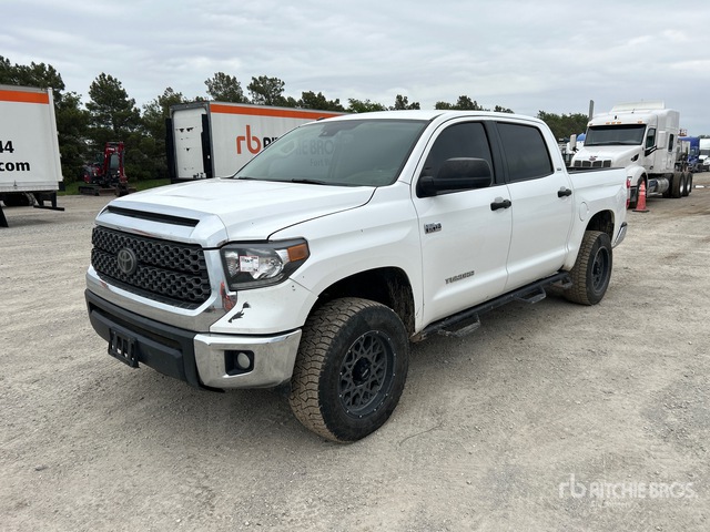 2018 Toyota Tundra 4x4 Crew Cab Pickup