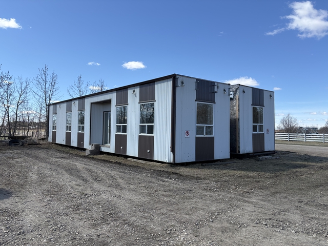 1997 National trailers 2 Unit 60 ft x 24 ft Skid-Mounted Mobile Office