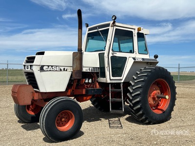 1983 Case 2390 2WD Tractor