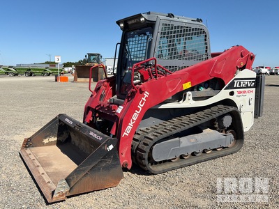 2022 Takeuchi TL12V2 Two-Speed High Flow لودر بجنزير
