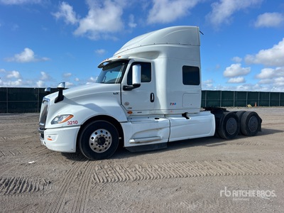 2021 International LT625 6x4 T/A Sleeper Truck Tractor
