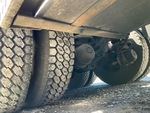 4 dessous de caisse - Camion with Essieu avant