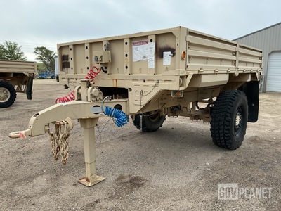2004 BAE Systems M1082 LMTV Cargo Trailer