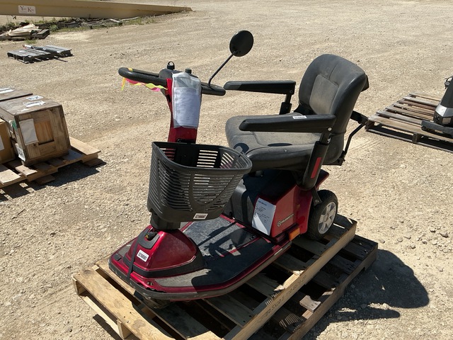 Pride Celebrity X 3-Wheel Scooter Pride Celebrity X 3-Wheel Scooter