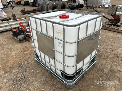 1040 L Water Tank