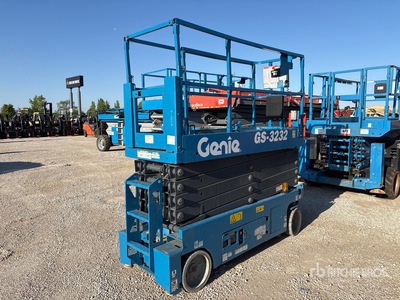 2015 Genie GS-3232 Electric Scissor Lift
