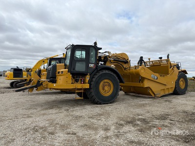 2023 Cat 637K Motorscraper