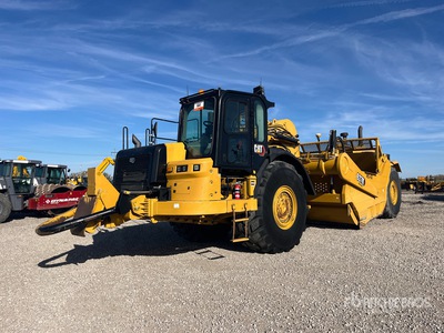 2023 Cat 637K Motor Scraper
