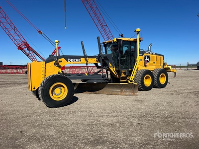 2024 John Deere 872G AWD Motoniveladora
