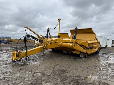 2022 K-TEC 1228 4 Tire Hydraulic Pull Scraper